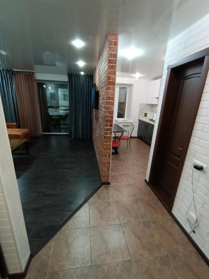Квартира С Видом На Парк,В Минуте Ходьбы От Акимата,Налоговой, Прокуратуры,Рахмета,Dostyk Mall,Цона Petropavlovsk Ngoại thất bức ảnh